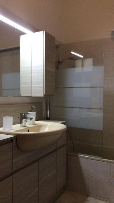 Tonyman Apartment 1 Болонья Екстер'єр фото