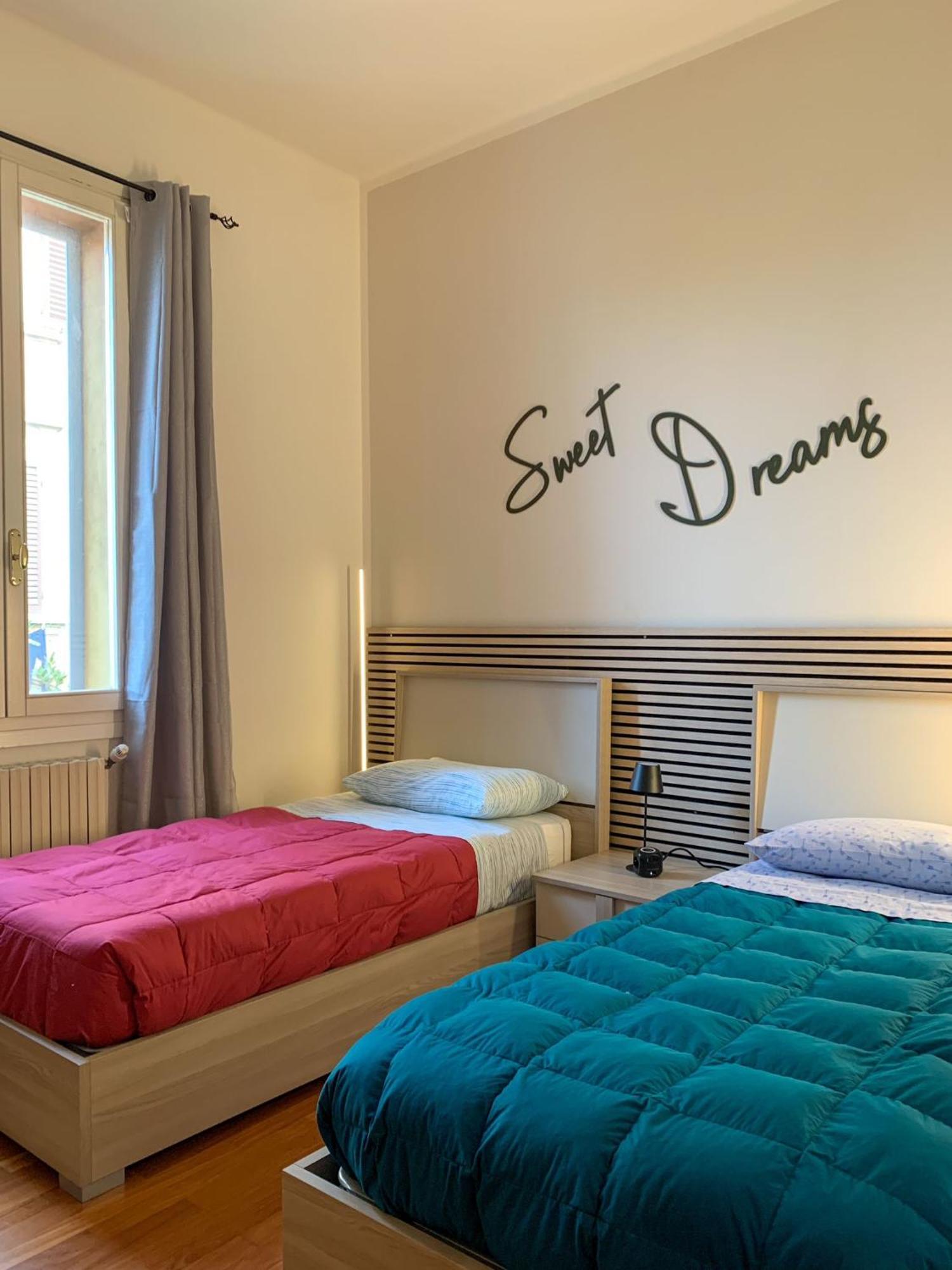 Tonyman Apartment 1 Болонья Екстер'єр фото